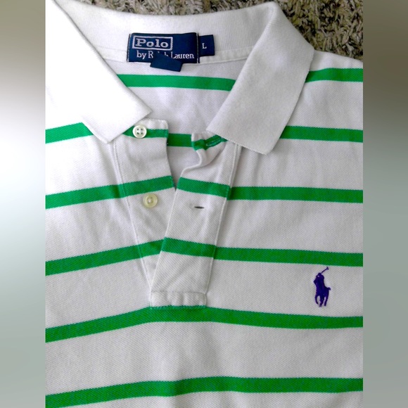 BOGO FREE SALE! Men’s Ralph Lauren Polo shirt (L) - Picture 2 of 2